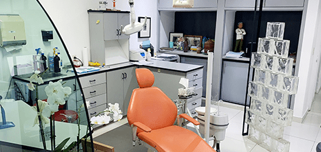 Dentista clinica sala de exploracion Guadalajara